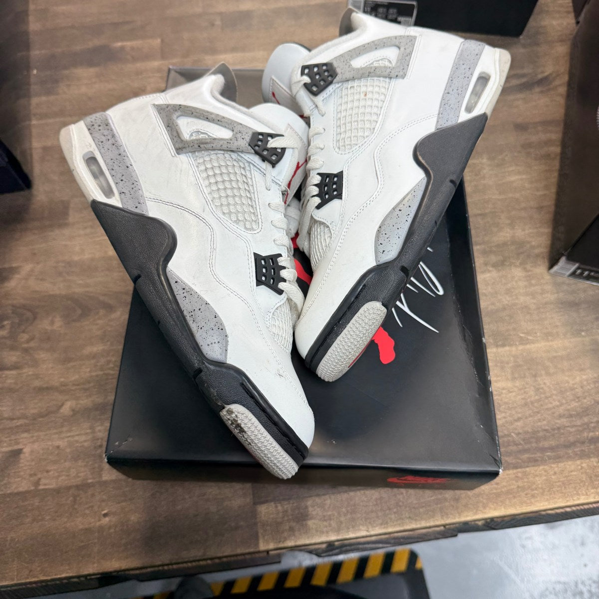 Jordan 4 Retro White Cement (2025) Size 11.5 (Pre-Owned)