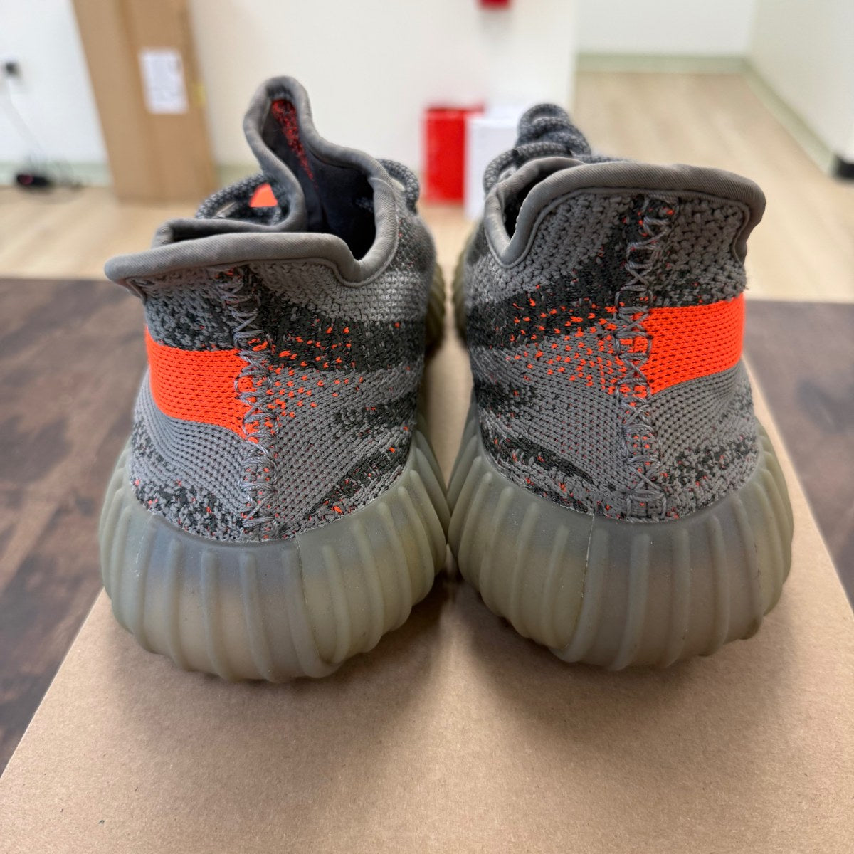 adidas Yeezy Boost 350 V2 Beluga Reflective Size 11 (Pre-Owned) - Image 3