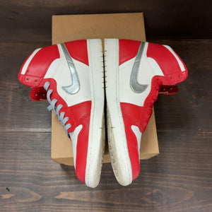 Jordan 1 Retro Silver Medal Size 12 (Pre-Owned) - aux