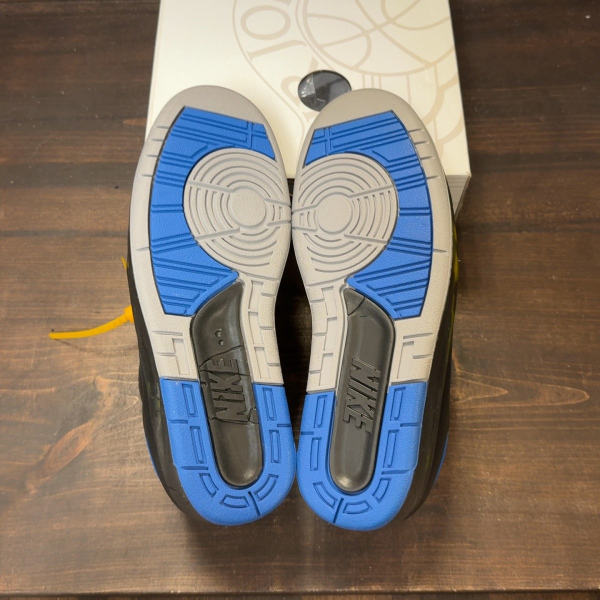 Jordan 2 Retro Low SP Off-White Black Blue Size 7 (Pre-Owned)