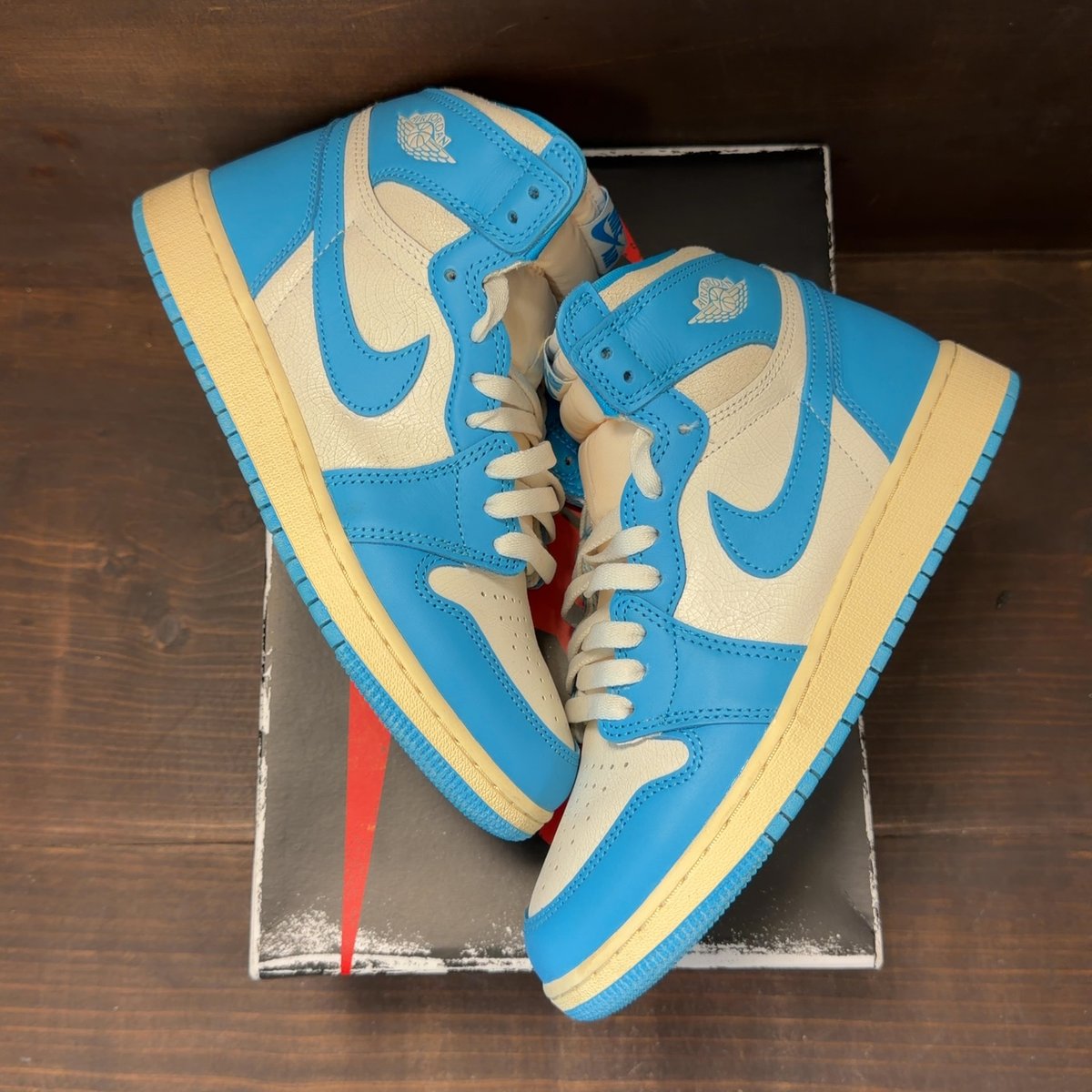 Jordan 1 Retro High OG UNC Reimagined (GS) Size 7Y (Pre-Owned) - back