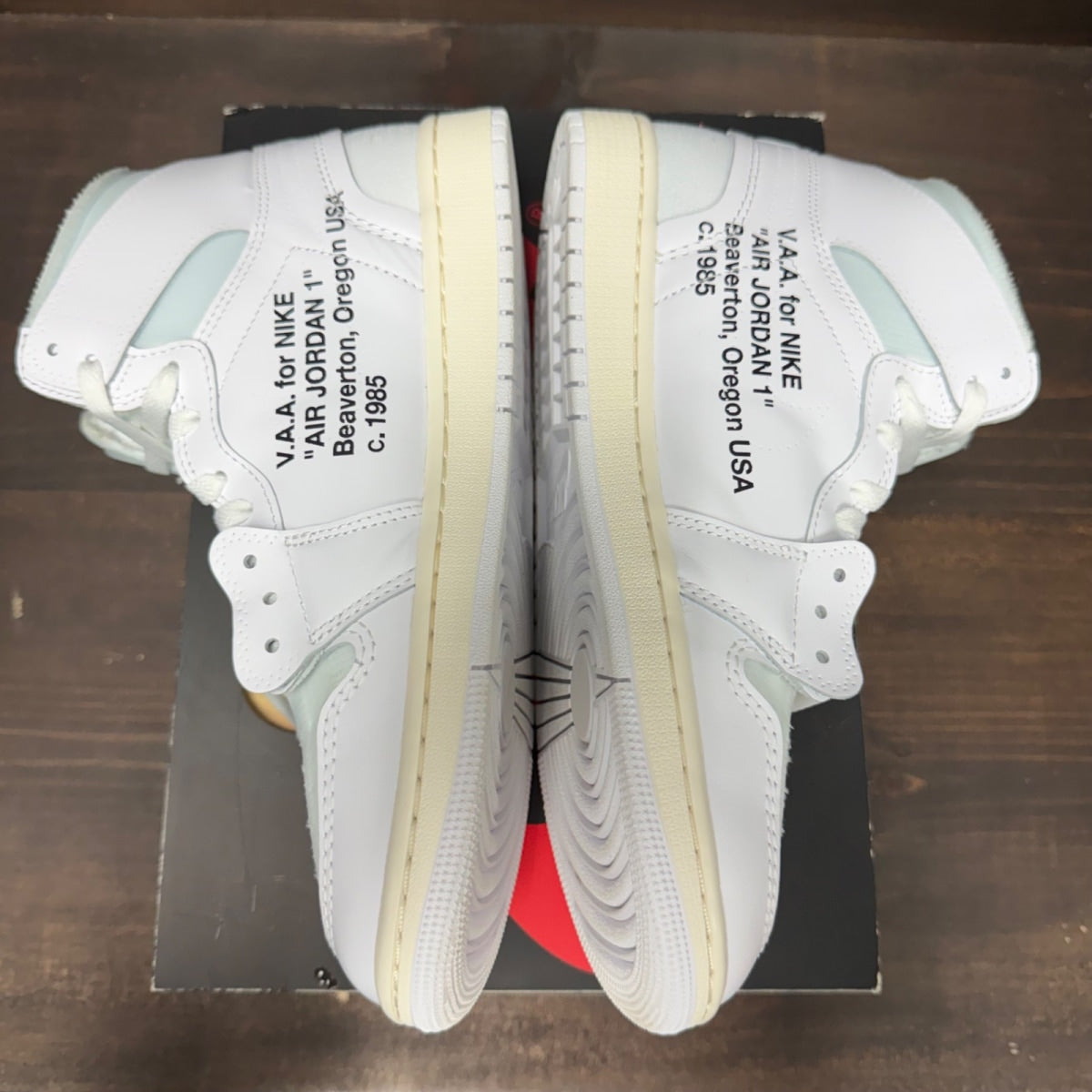 Jordan 1 Retro High Off-White Alaska - Image 4