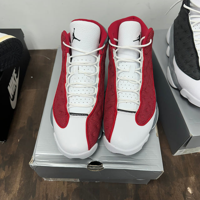 Red Flint Jordan 13 Retro (USED)