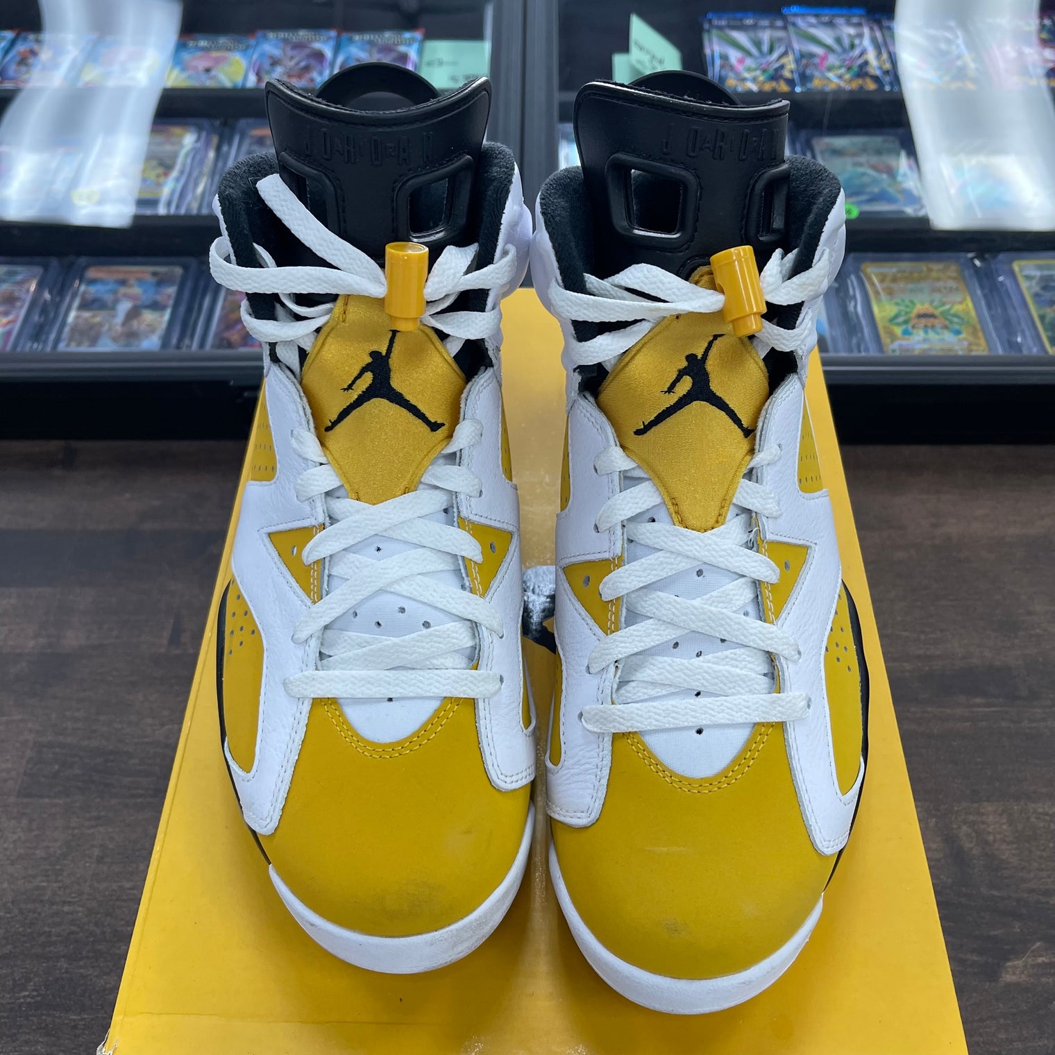 Yellow Ochre Jordan 6 (USED)
