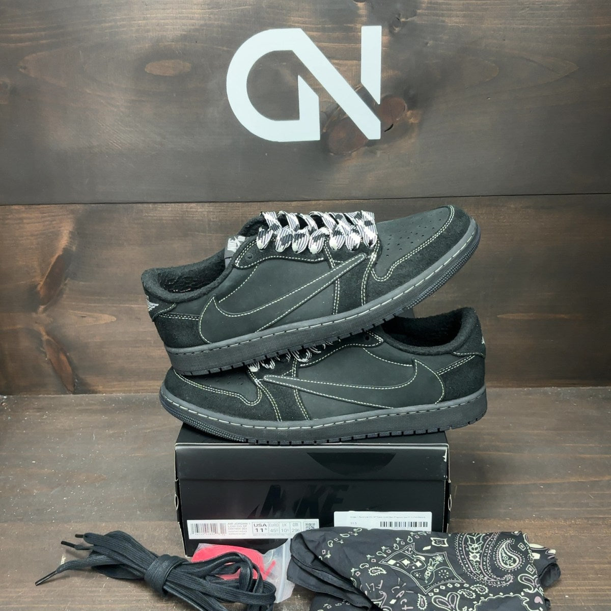 Jordan 1 Retro Low OG SP Travis Scott Black Phantom Size 11.5 (Pre-Owned) - Image 1