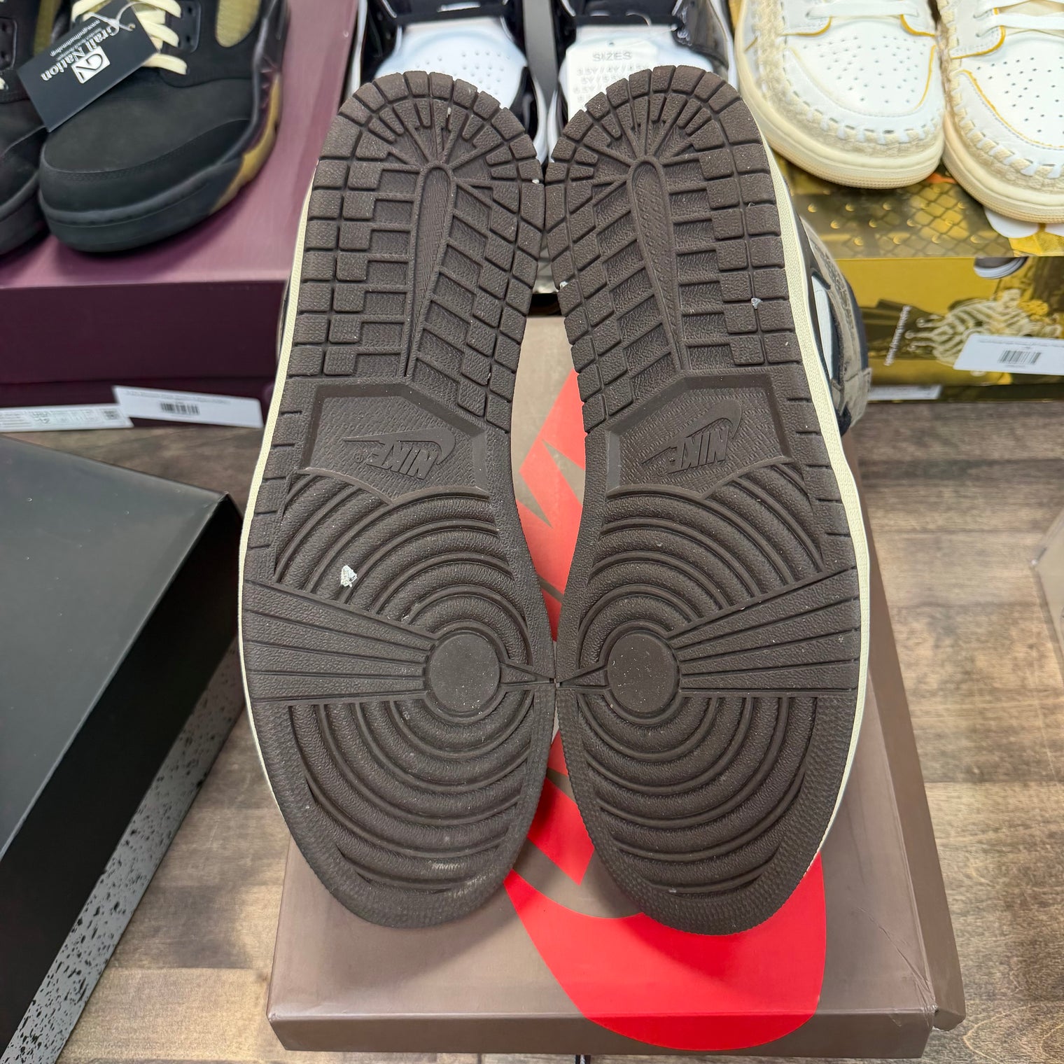 Travis Scott Mocha Jordan 1 High (USED)