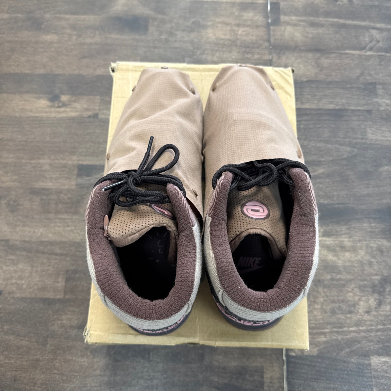 Travis Scott Wheat Air Trainer (USED)