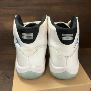 Jordan 11 Retro Legend Blue (2024) Size 13 (Pre-Owned) - Image 5