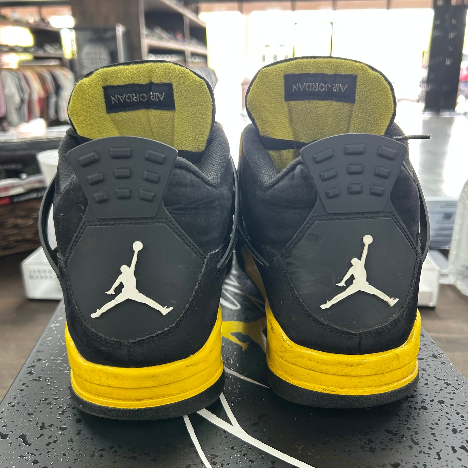 Yellow Thunder Jordan 4 Retro (USED)