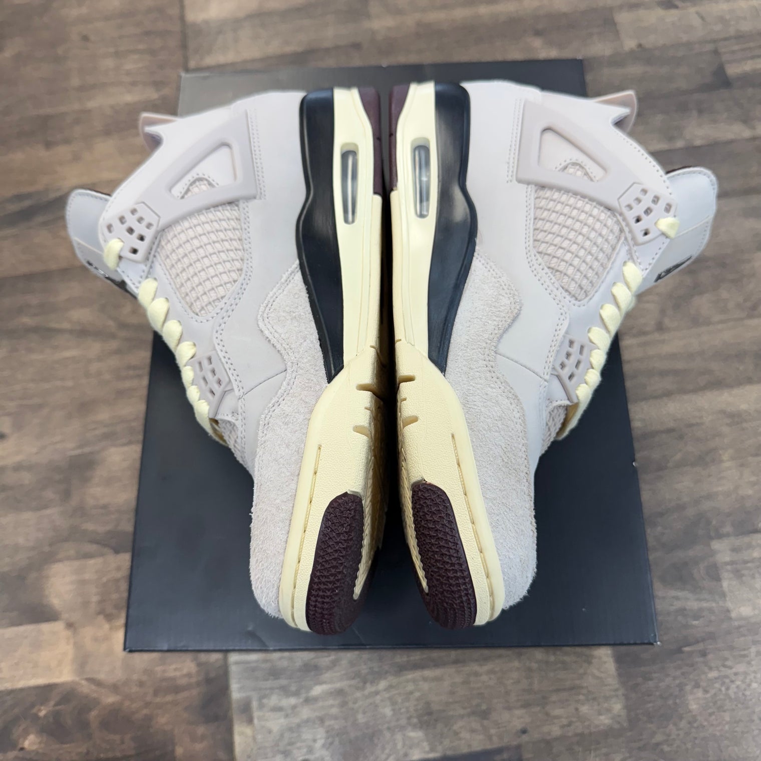 A Ma Maneire While You Were Sleeping Jordan 4 (W) (USED)