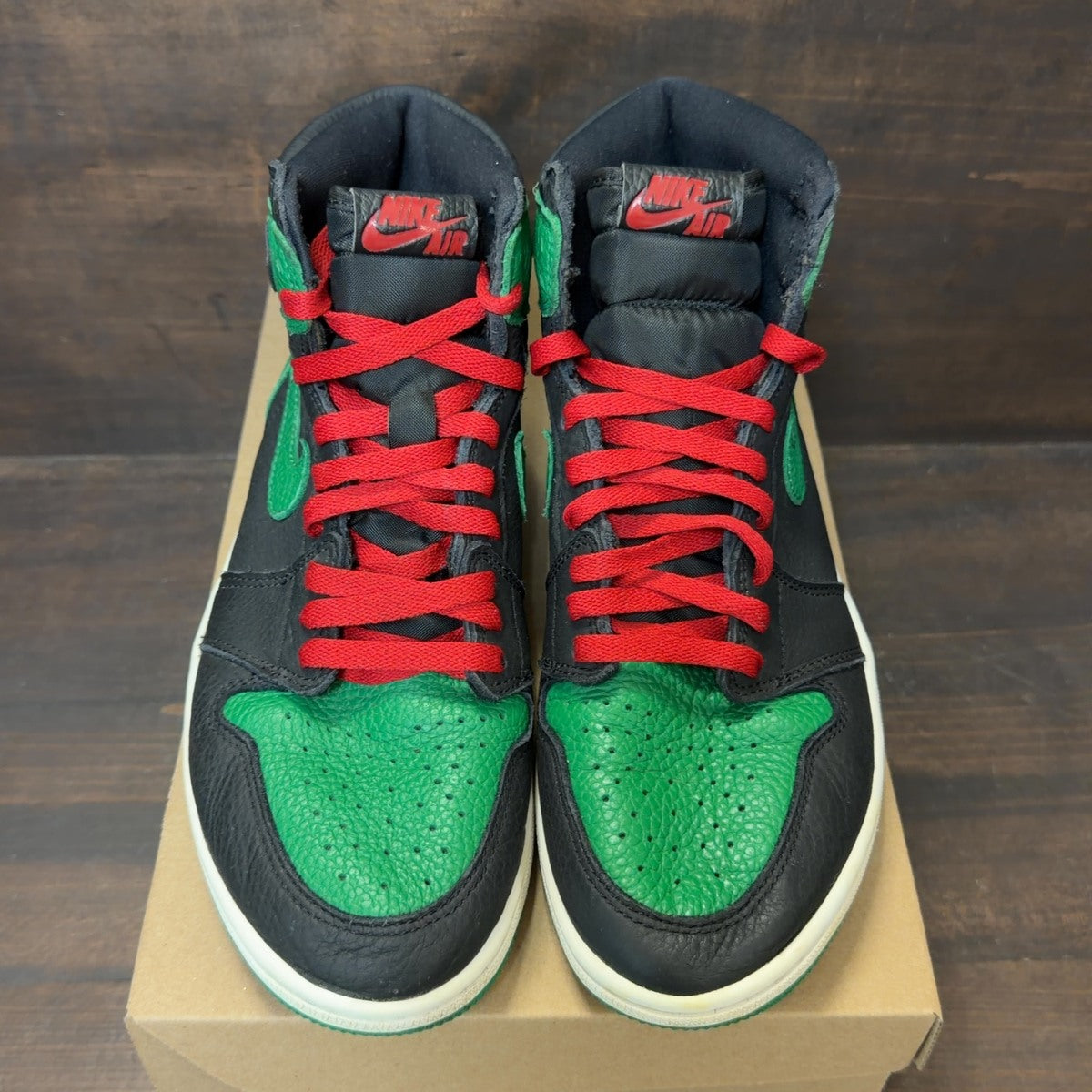 Jordan 1 Retro High Pine Green Black Size 9 (Pre-Owned) - Image 3