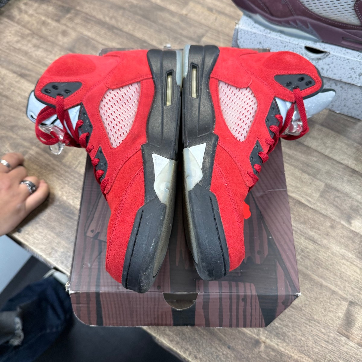 raging bull 5 size 12