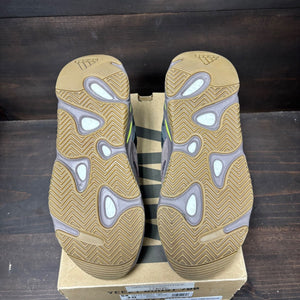 adidas Yeezy Boost 700 Mauve - Image 6