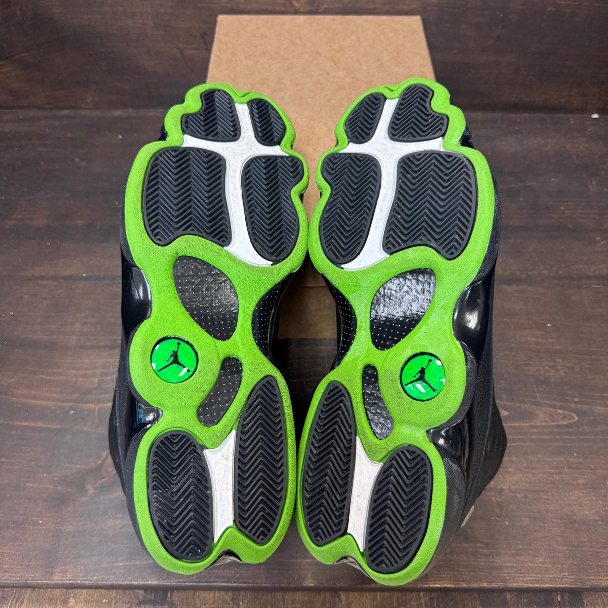 Jordan 13 Retro Altitude (2017) Size 13 (Pre-Owned) - Image 6