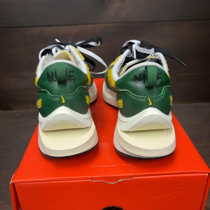Nike Vaporwaffle sacai Tour Yellow Stadium Green - Image 5
