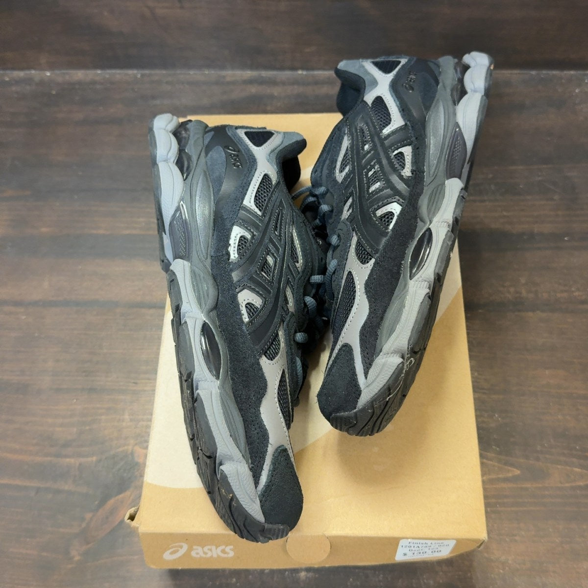 ASICS Gel-NYC Graphite Grey Black - Image 2