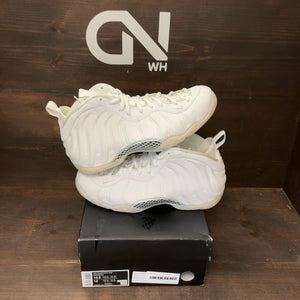 Nike Air Foamposite One Triple White Size 10.5 (Pre-Owned) - front
