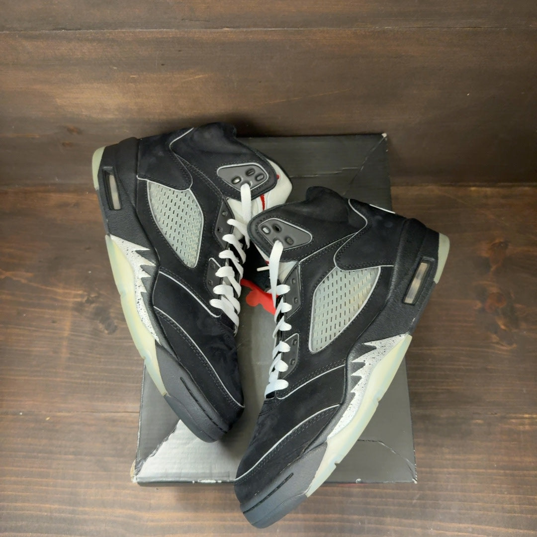 Jordan 5 Retro OG Black Metallic Reimagined Size 8 (Pre-Owned)
