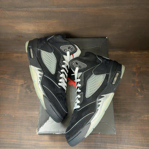 Jordan 5 Retro OG Black Metallic Reimagined Size 8 (Pre-Owned)
