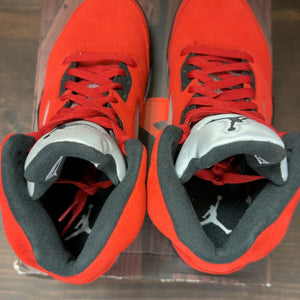 Jordan 5 Retro Raging Bull Red (2021) Size 9 (Pre-Owned)