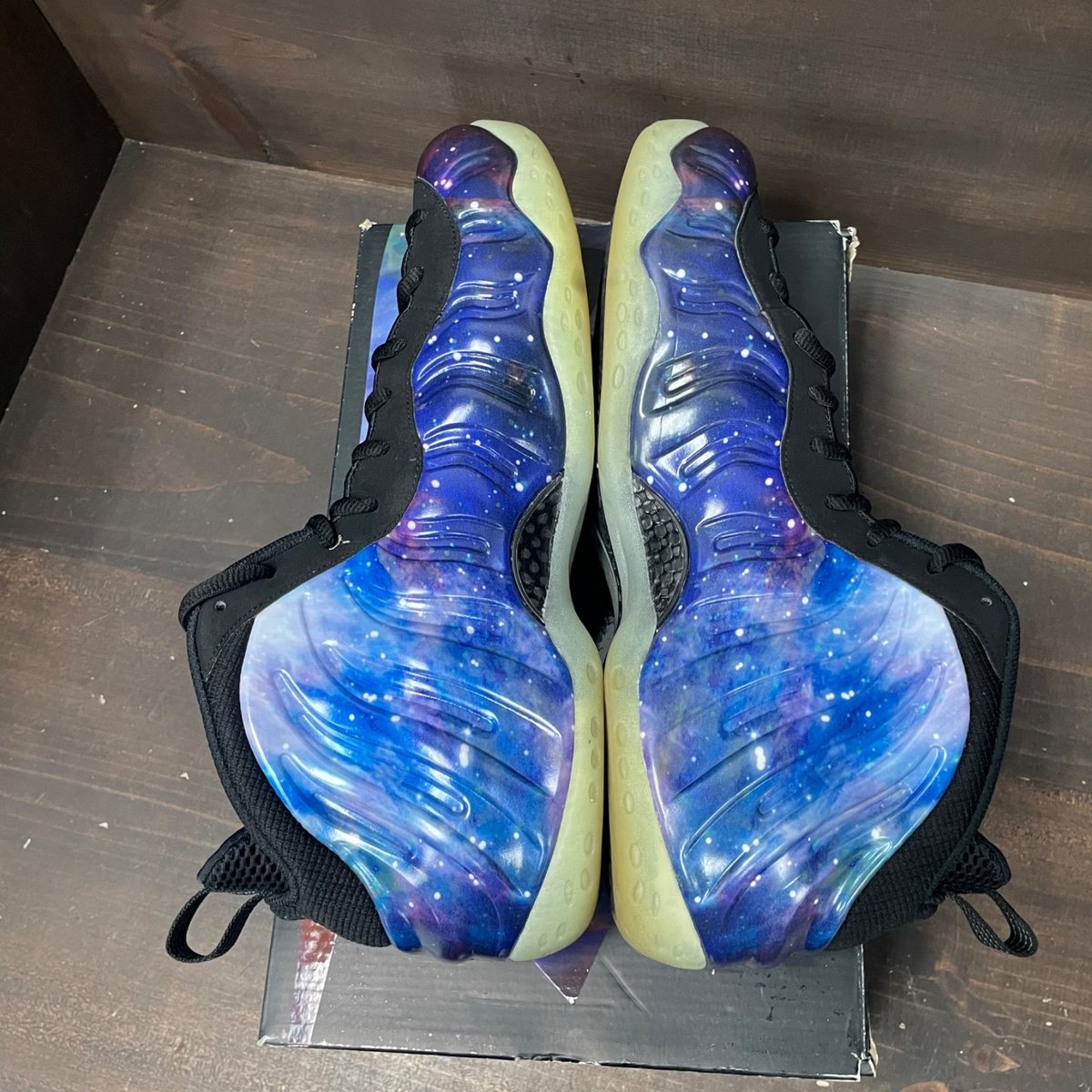 Nike Air Foamposite One Galaxy (2025) Size 14 (Pre-Owned) - box