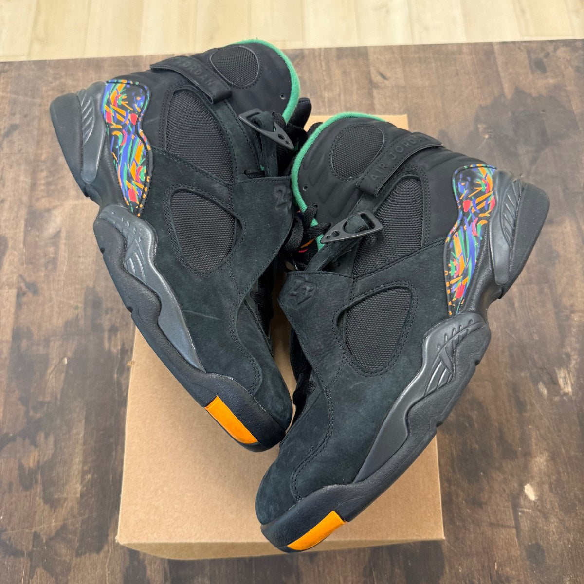 Jordan 8 Retro Tinker Air Raid Size 11.5 (Pre-Owned) - Image 1
