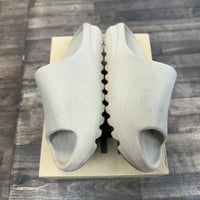 Pure Yeezy Slide (USED)