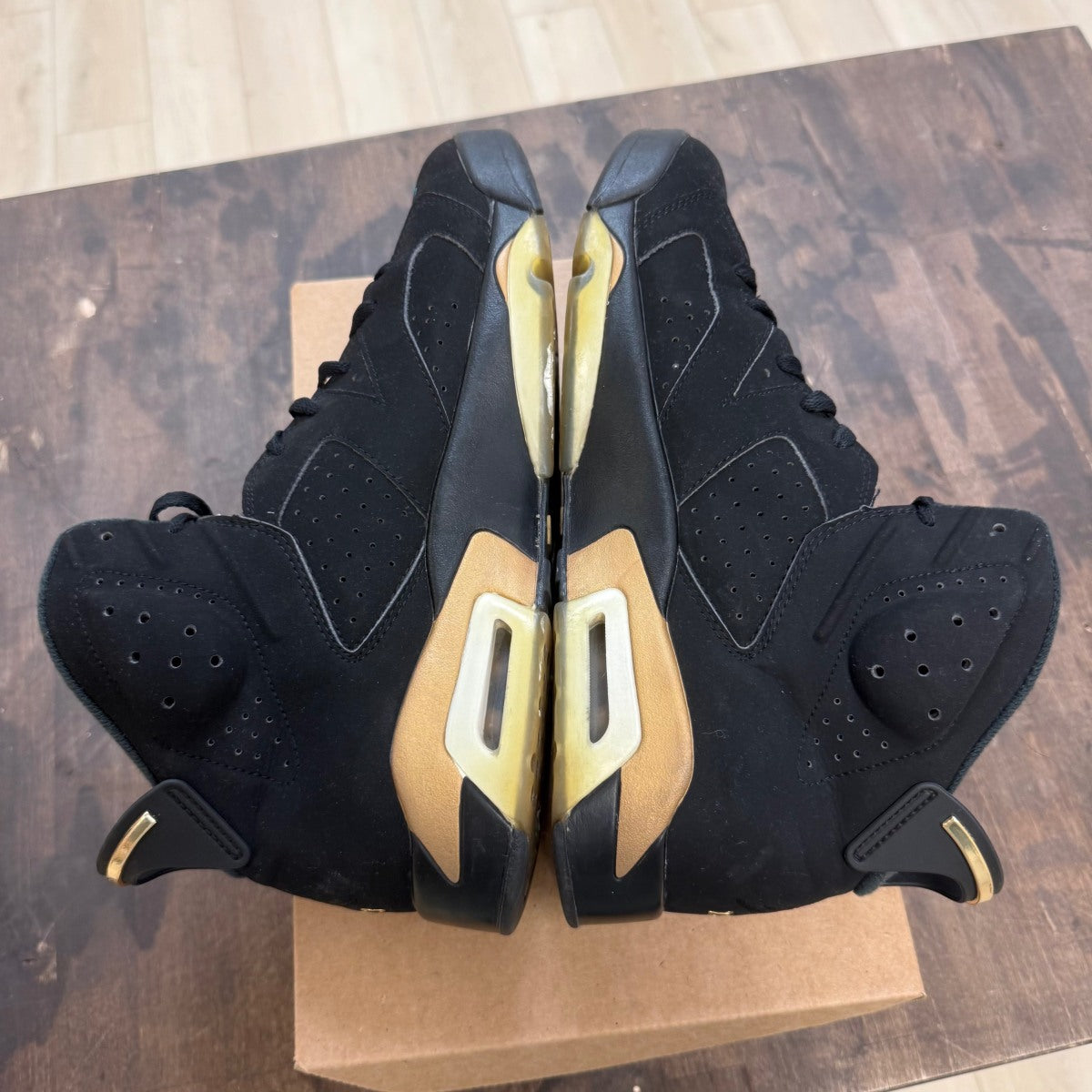 Jordan 6 Retro DMP (2020) Size 12 (Pre-Owned) - Image 4