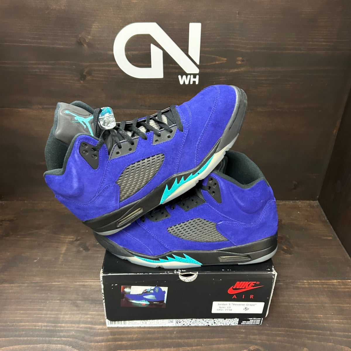 Jordan 5 Retro Alternate Grape - Image 1