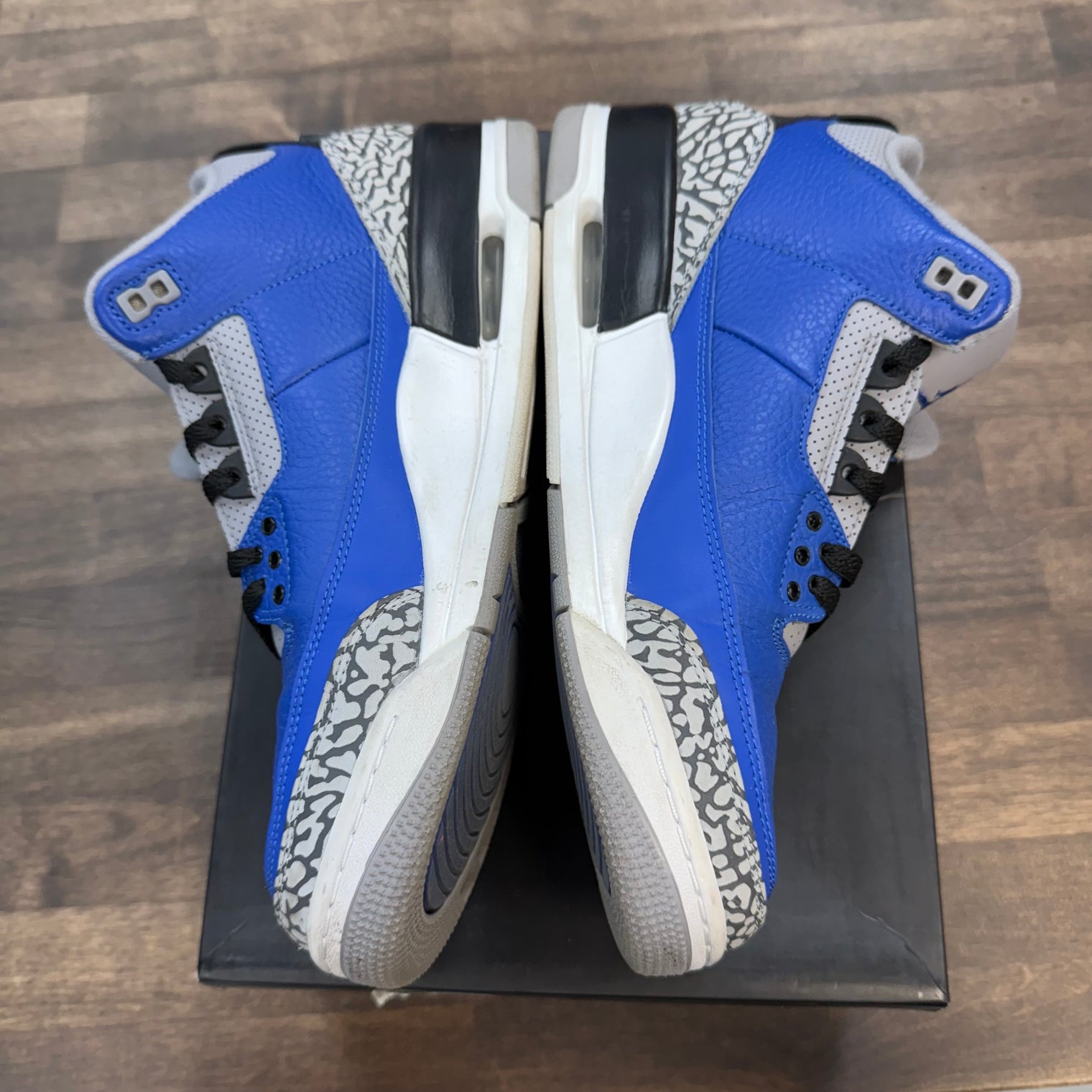 Varsity Royal Jordan 3 Retro (USED)