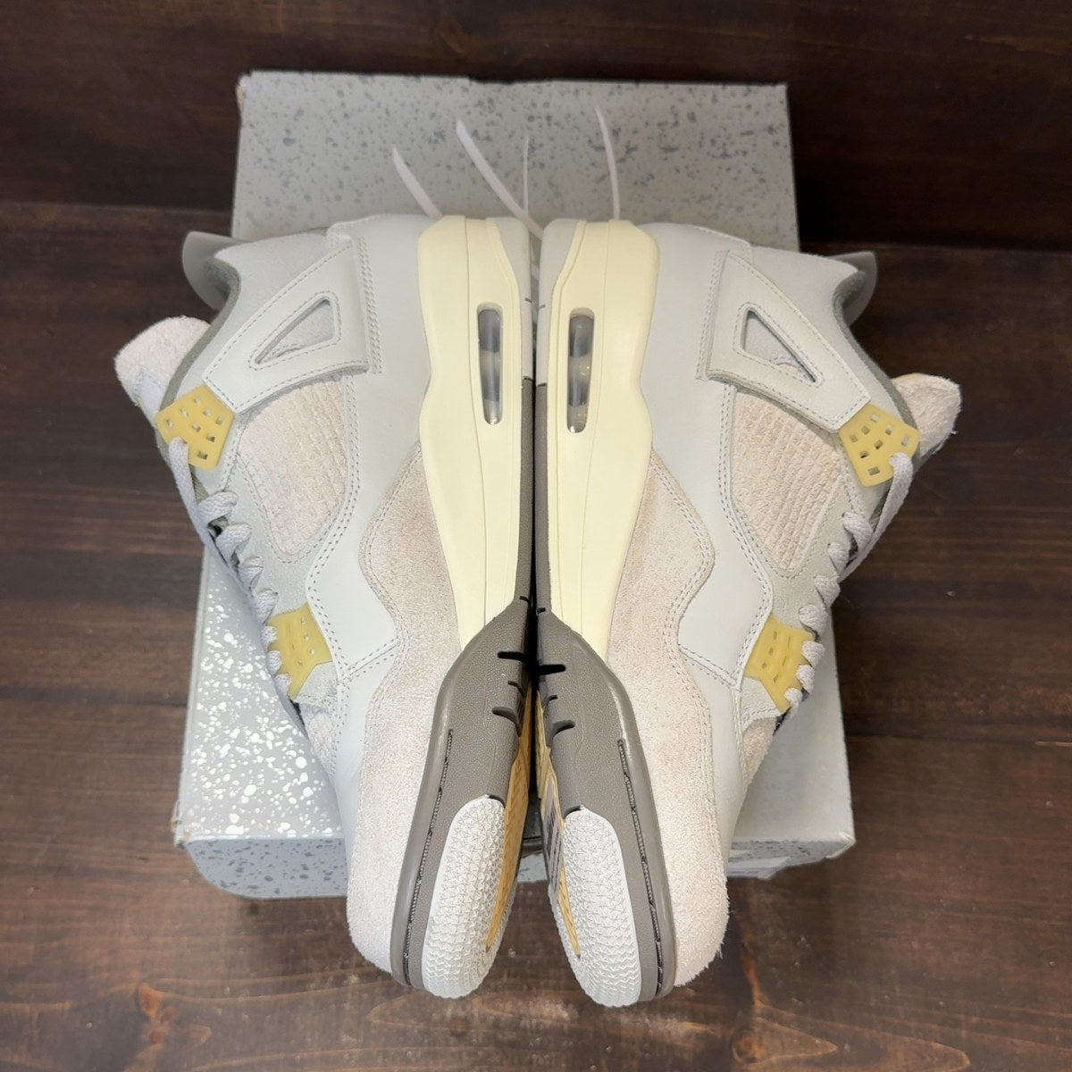 Jordan 4 Retro SE Craft Photon Dust - Image 4