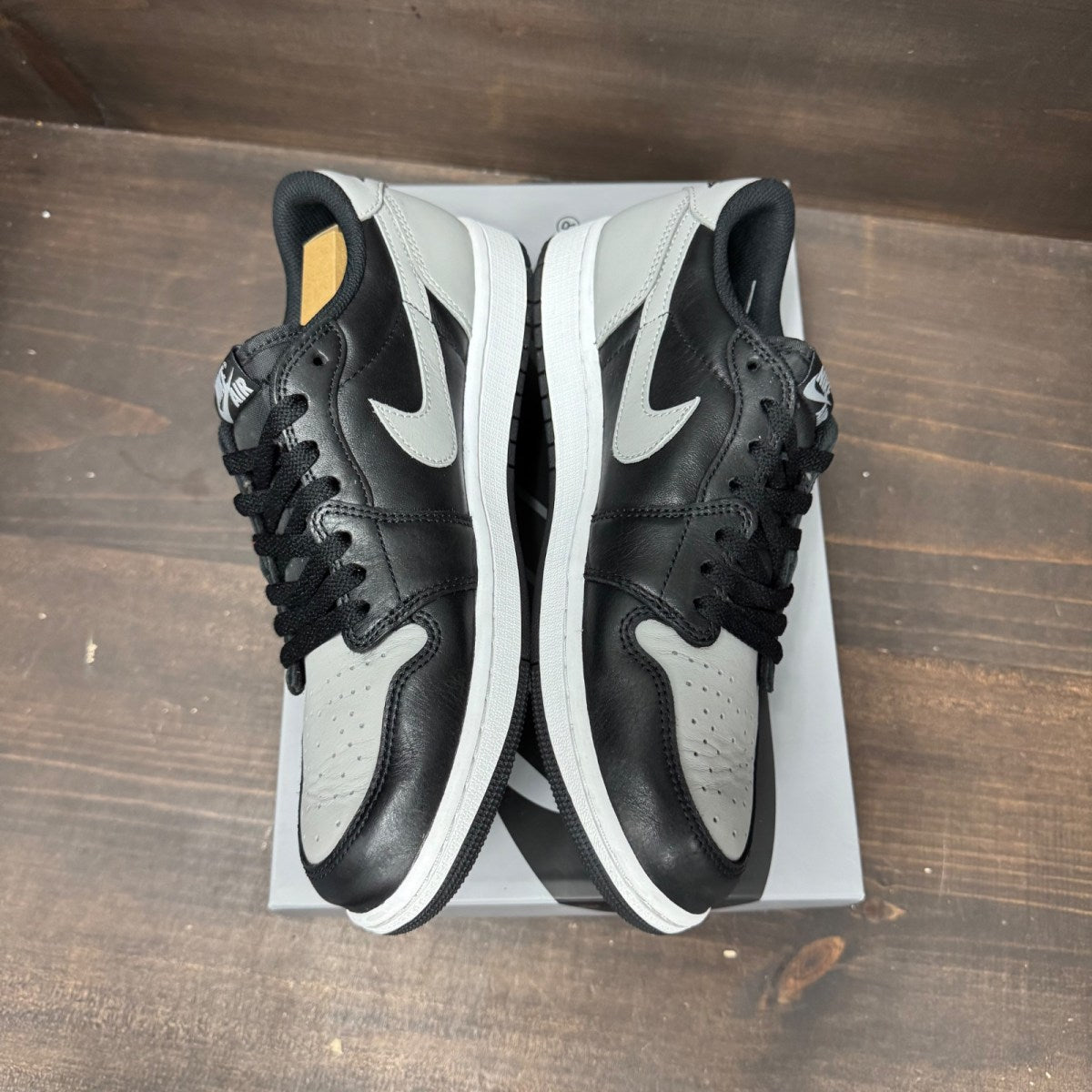 Jordan 1 Retro Low OG Shadow (2024) - Image 4