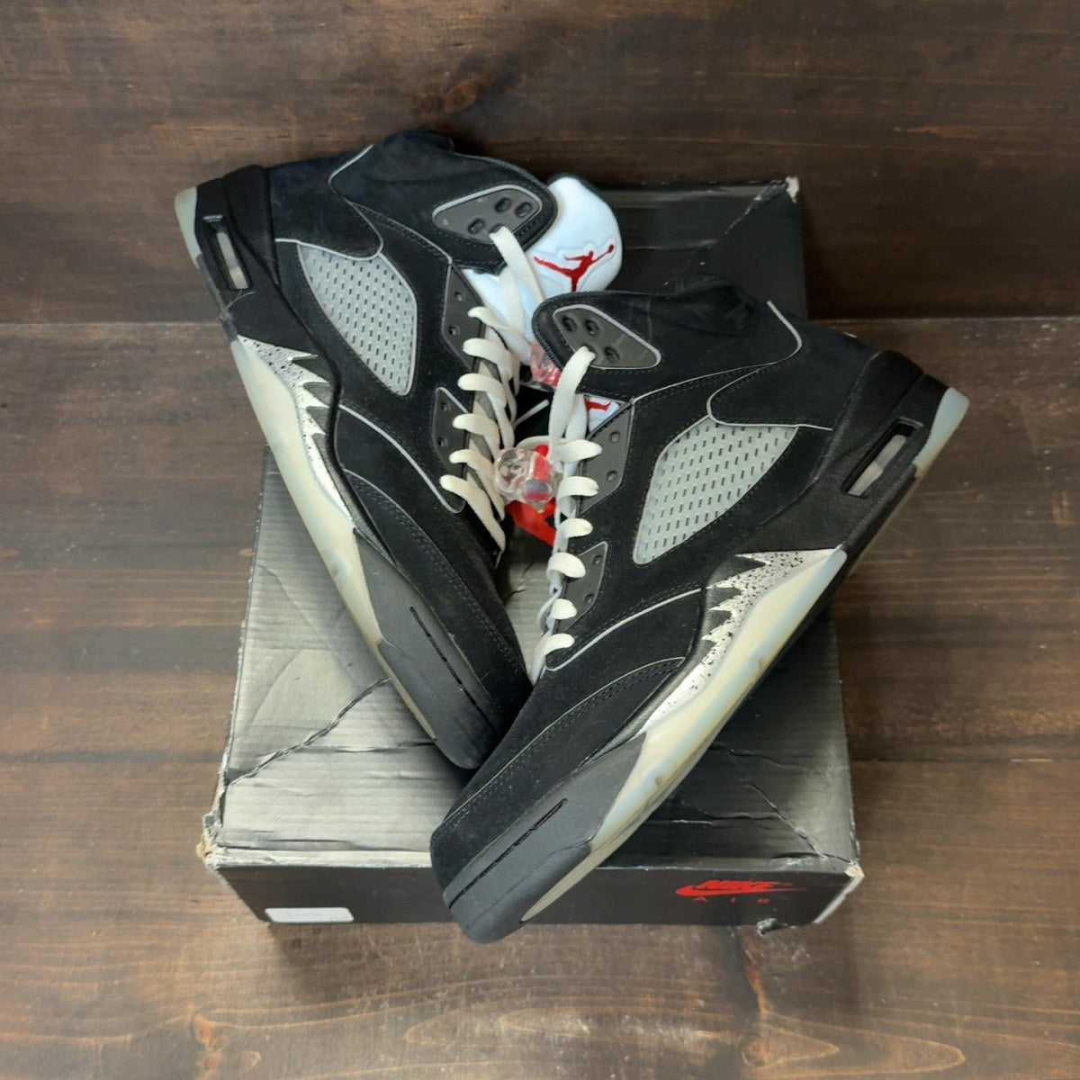 Jordan 5 Retro OG Black Metallic Reimagined Size 11.5 (Pre-Owned)