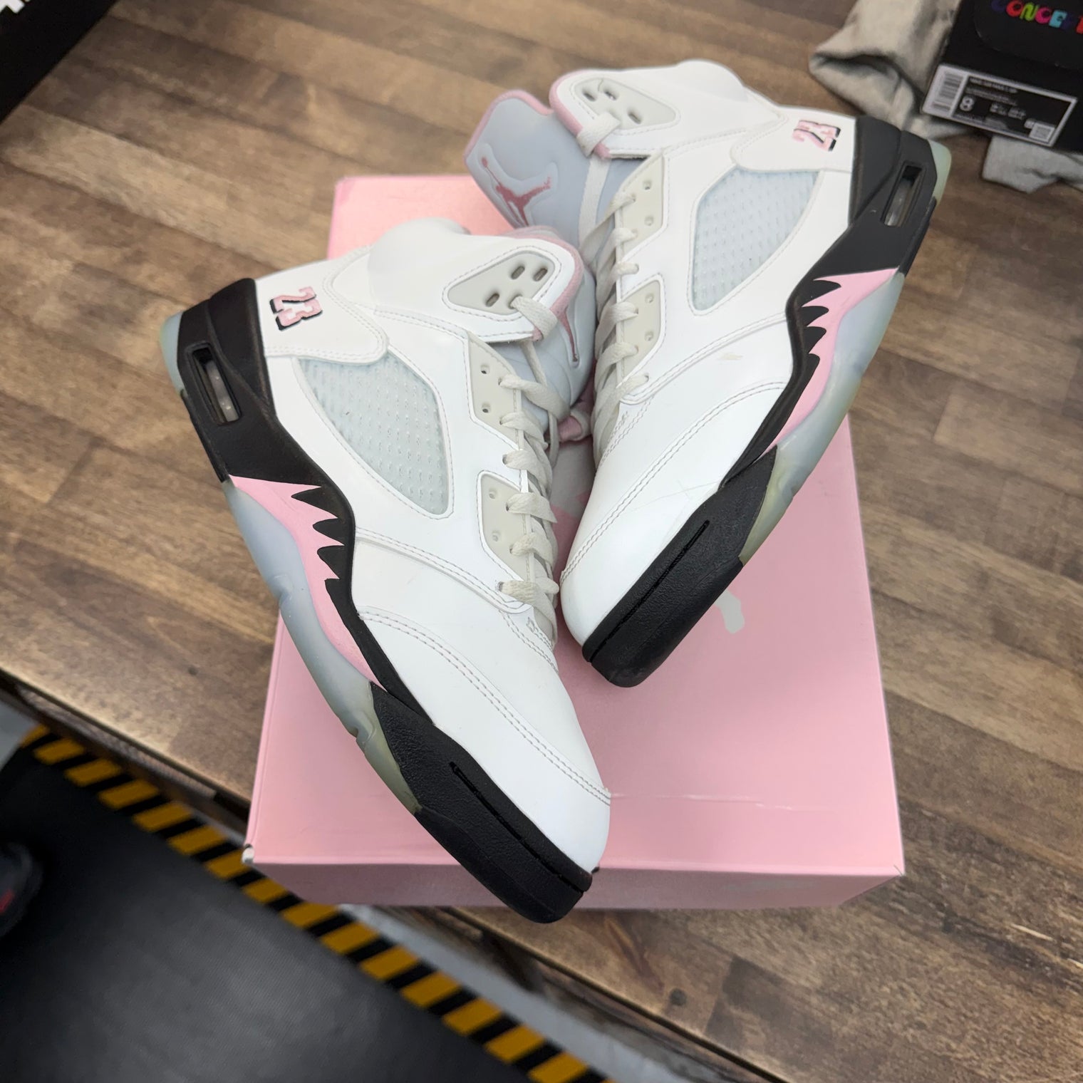 Medium Soft Pink Jordan 5 Retro (USED)