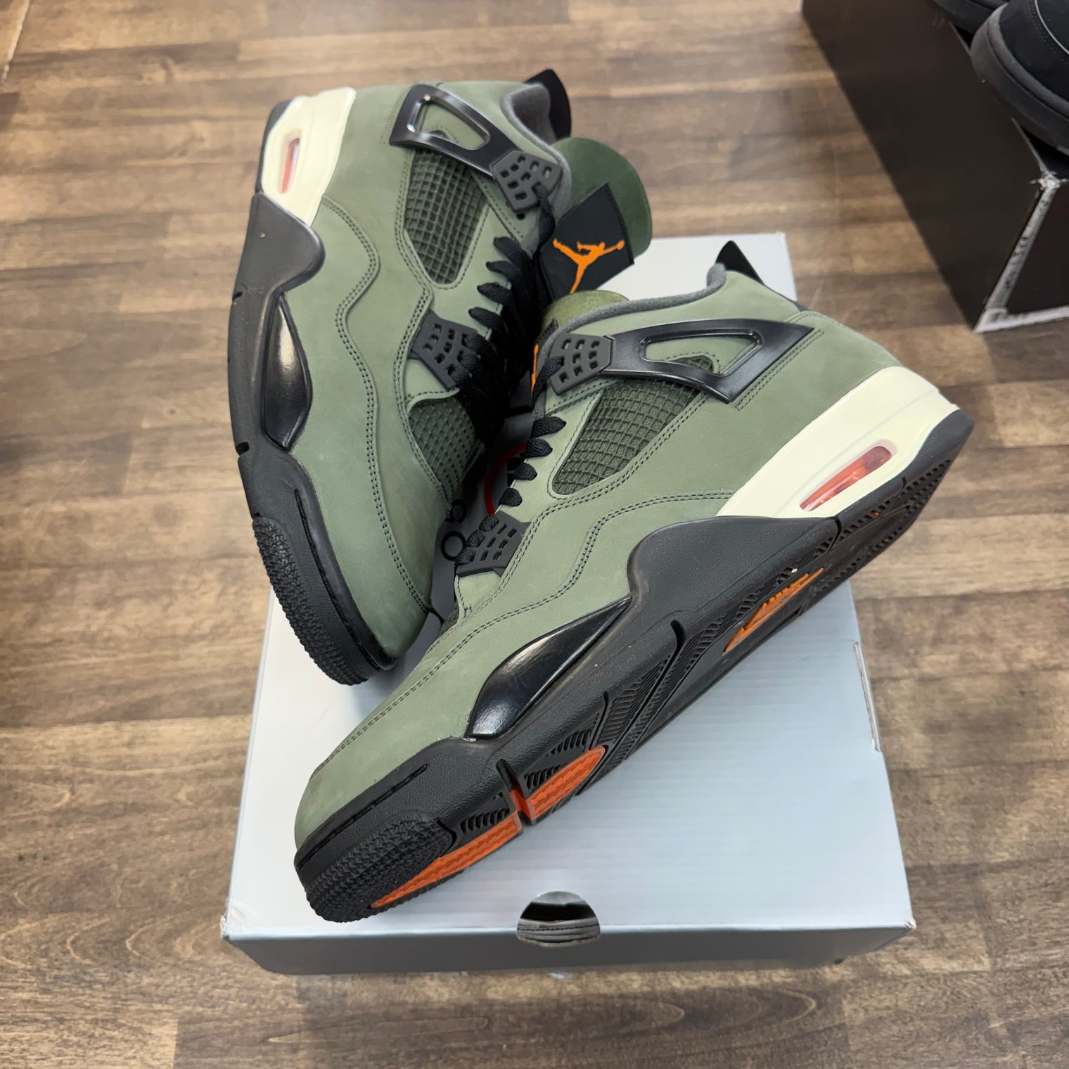 Undefeated Jordan 4 (2025) (USED)