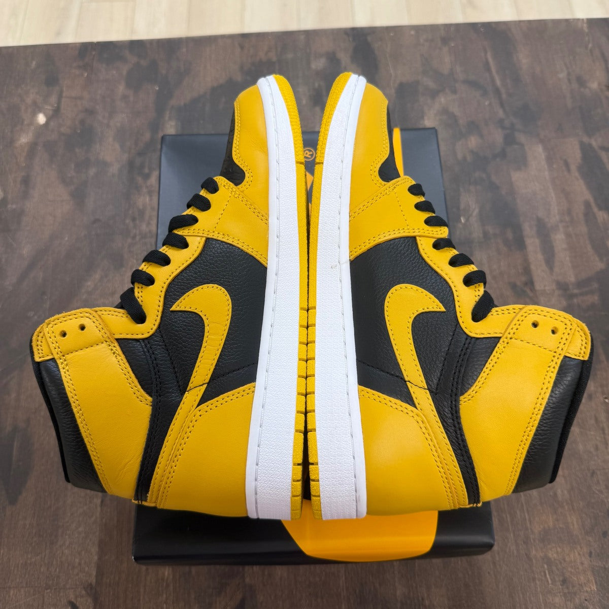 Jordan 1 Retro High Pollen - Image 4