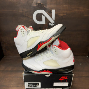 Jordan 5 Retro Fire Red Silver Tongue (2020) - Image 1