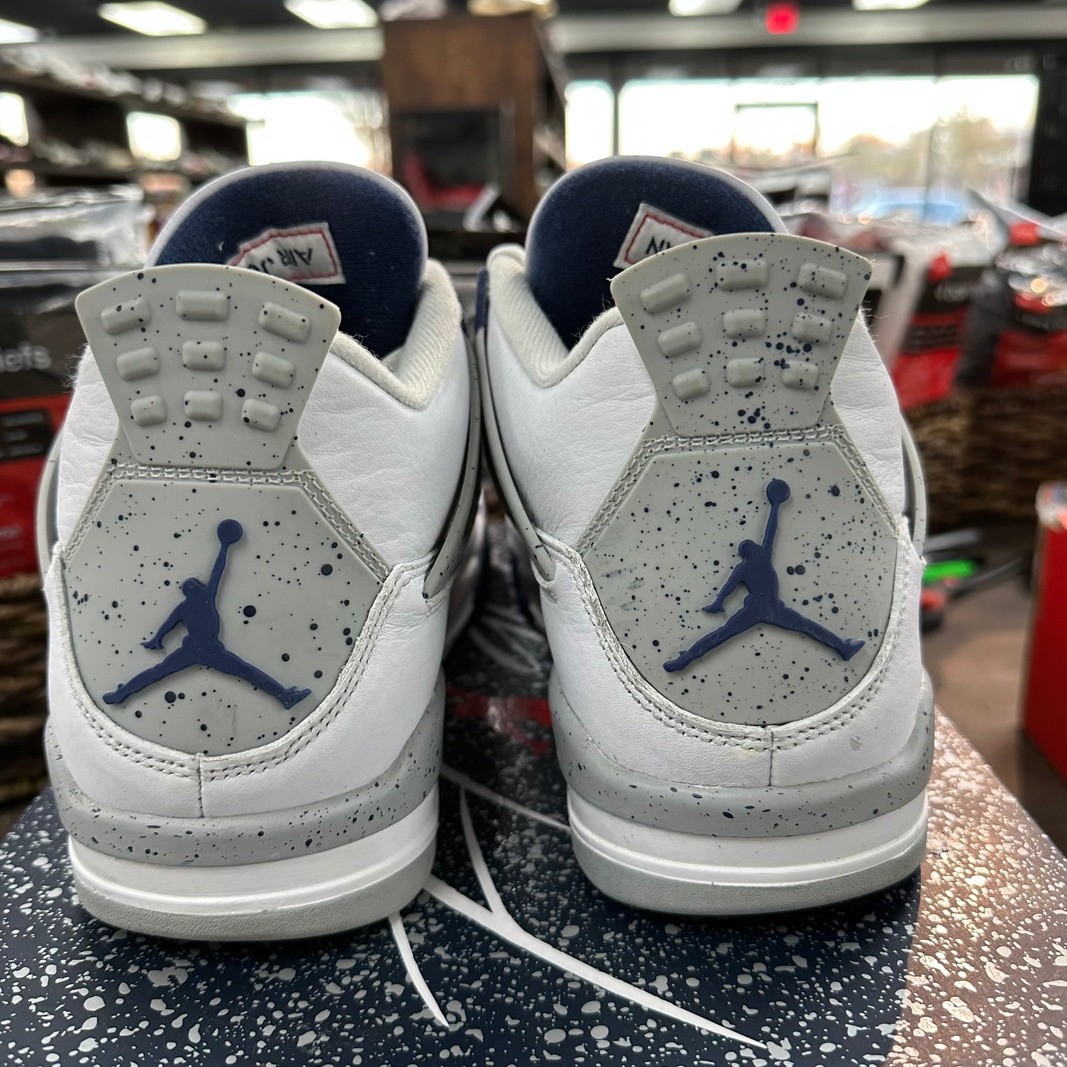 Midnight Navy Jordan 4 Retro (USED)