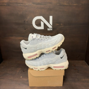 Nike Air Max 95 Grey Fog Pink Foam Size 8 (Pre-Owned) - Image 1