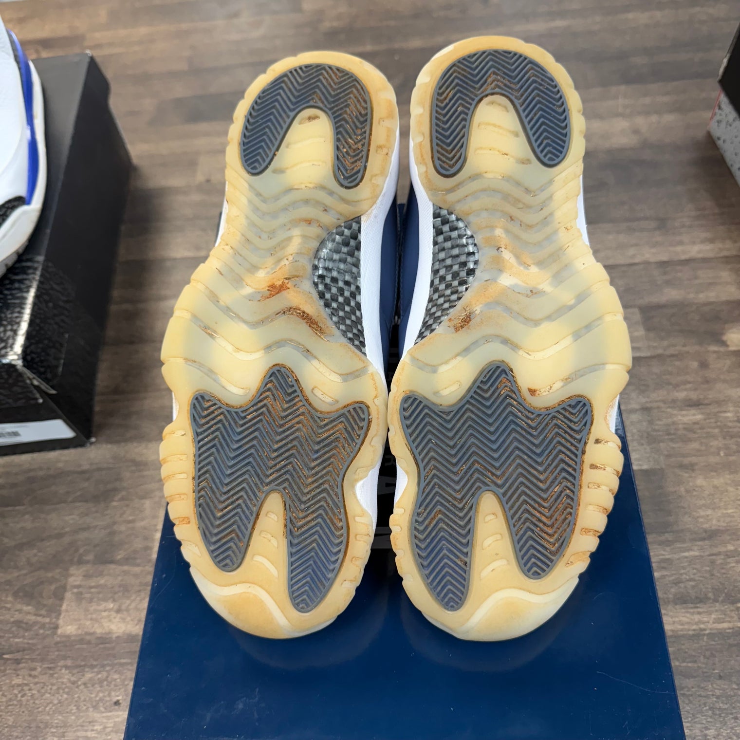 Diffused Blue Jordan 11 (USED)