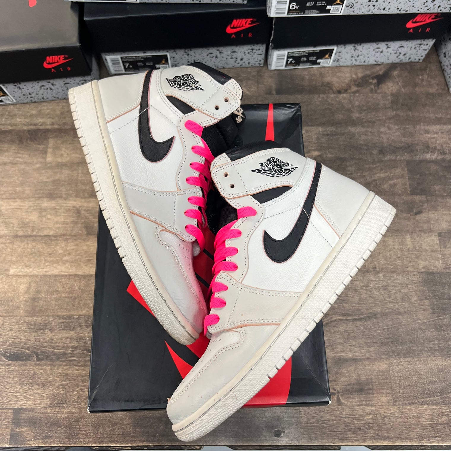 NYC to Paris Jordan 1 Retro High OG Defiant SB (USED)