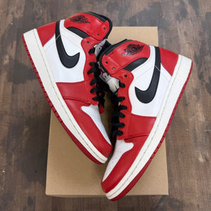 Jordan 1 Retro Chicago (2013) Size 9 (Pre-Owned) - Image 1