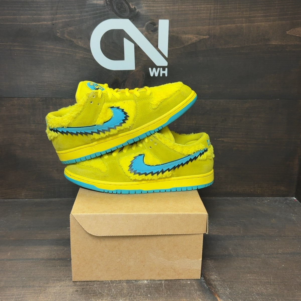 Nike SB Dunk Low Grateful Dead Bears Opti Yellow Size 10 (Pre-Owned) - Image 1