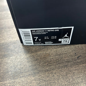 Jordan 11 Retro Gamma Blue (2025) (GS) Size 7Y (Pre-Owned) - Image 6