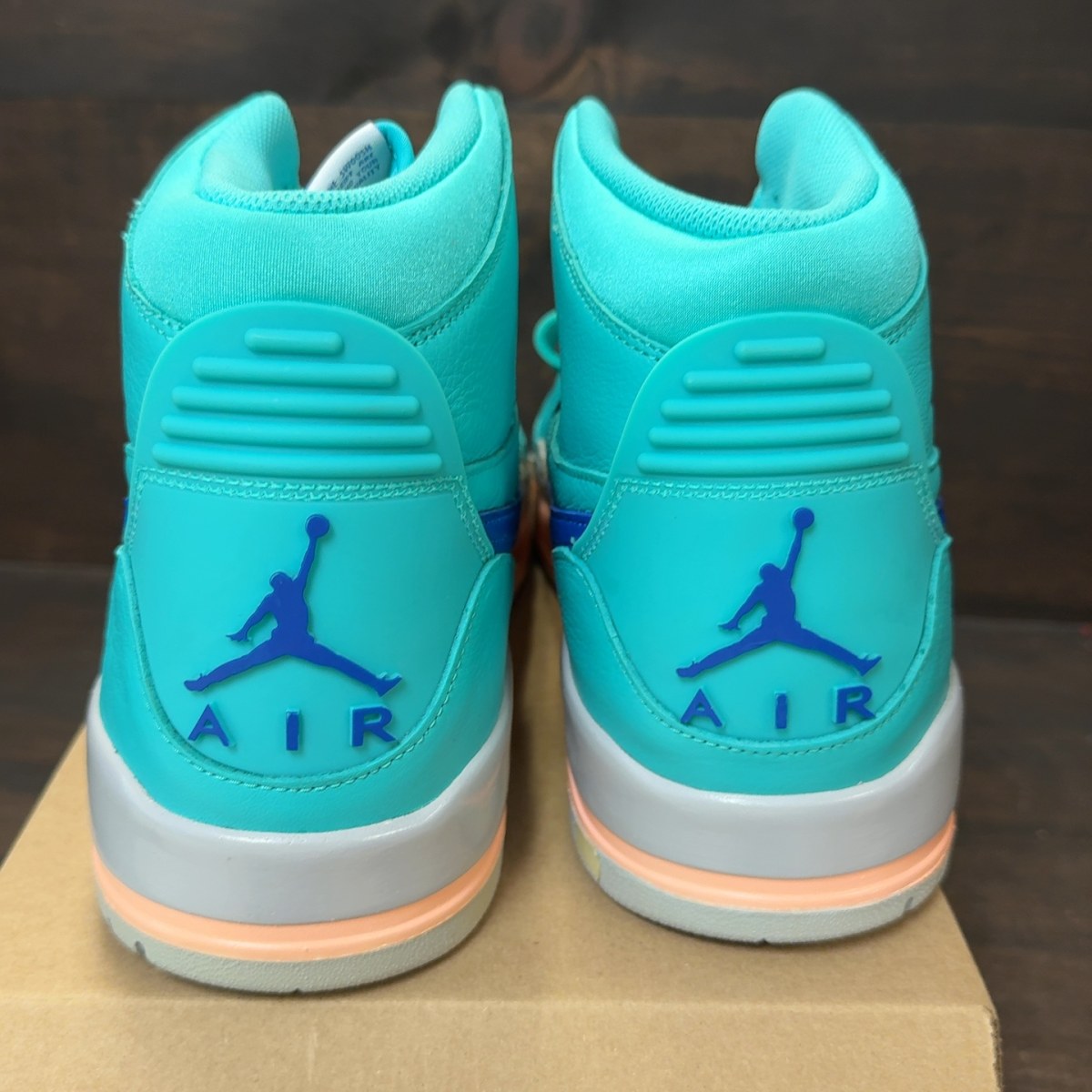 Jordan Legacy 312 Hyper Jade Size 16 - Image 5