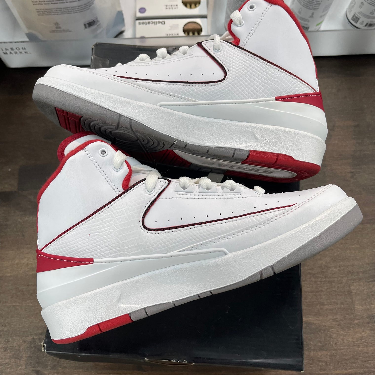 (GS) White Red Jordan 2 (USED)