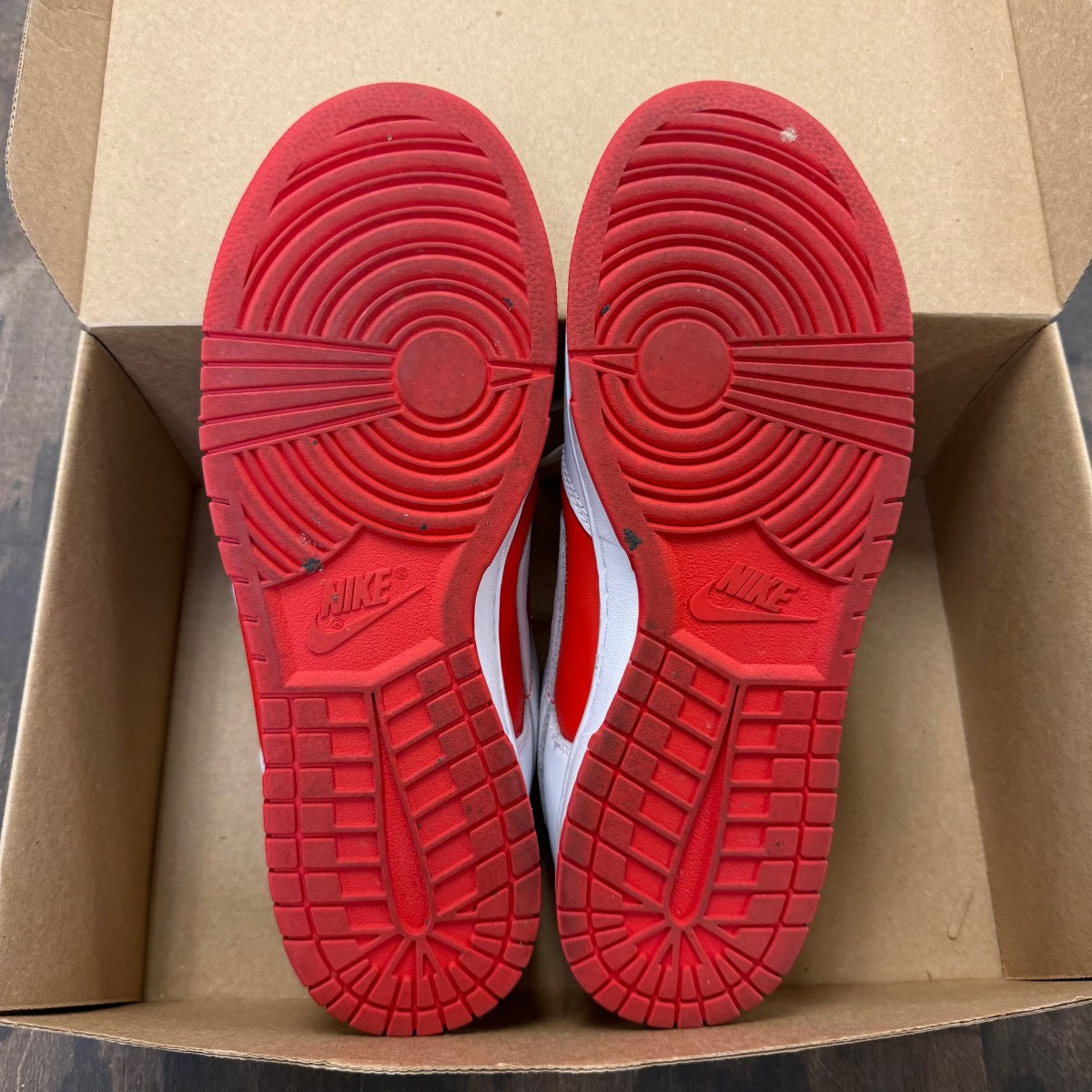 Nike Dunk Low Championship Red Size 10.5 (Pre-Owned) - Image 6