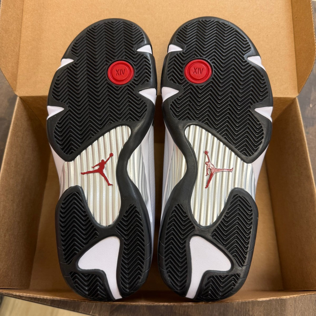 Jordan 14 Retro Black Toe (2024) Size 10 (Pre-Owned) - Image 3