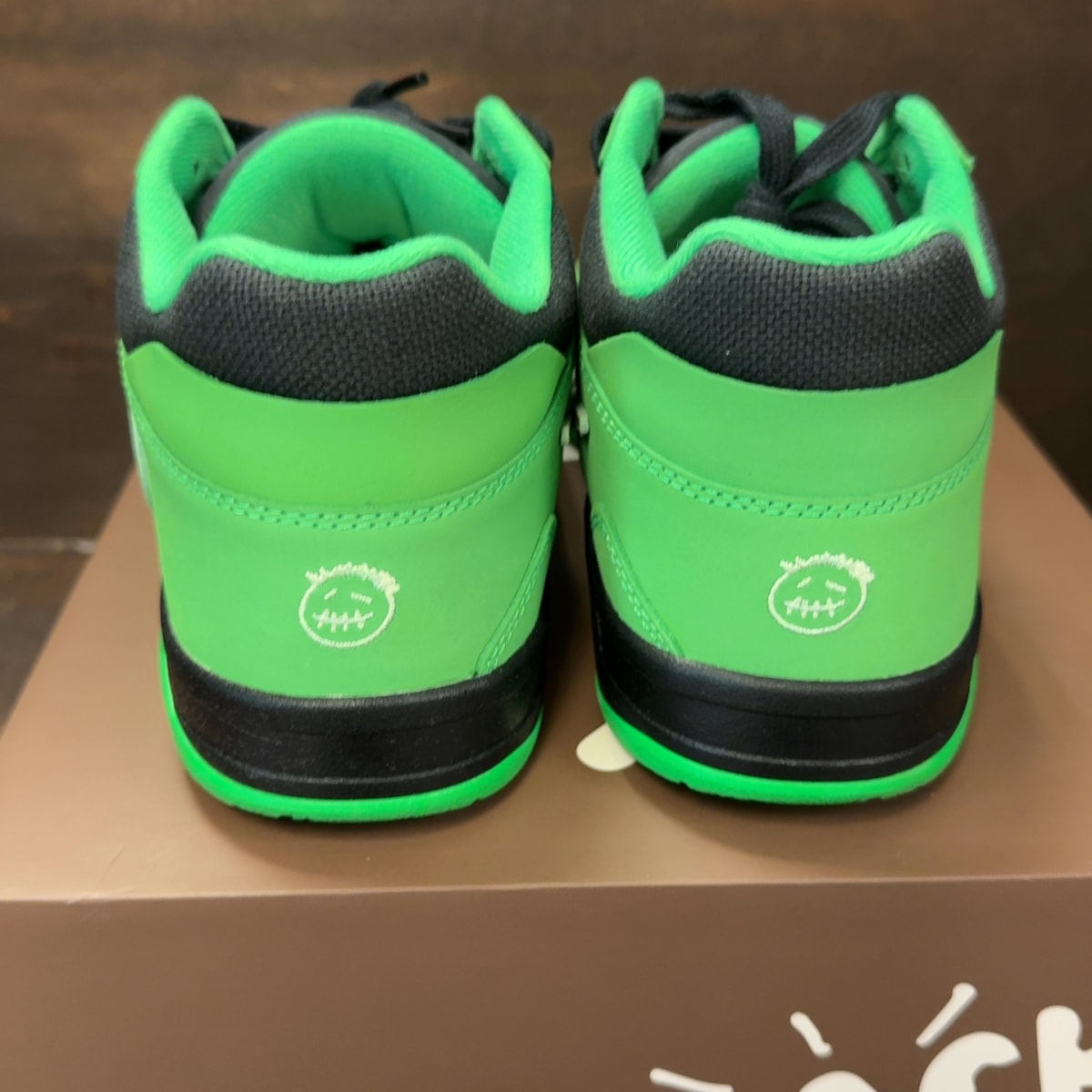 Jordan CJ1 T-Rexx Travis Scott Green Spark - Image 5