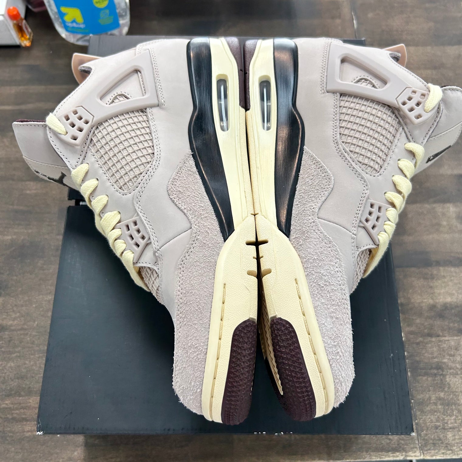 A Ma Maniere Sleeping Jordan 4 (W) (Lightly Worn)
